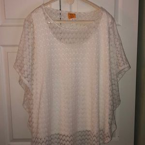 New Directions bell sleeve top